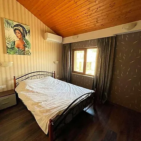 Ξενοδοχείο Katalina 4*
