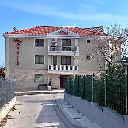 فندق Katalina